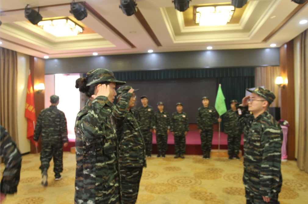 拓展训练|超越自我 熔炼团队